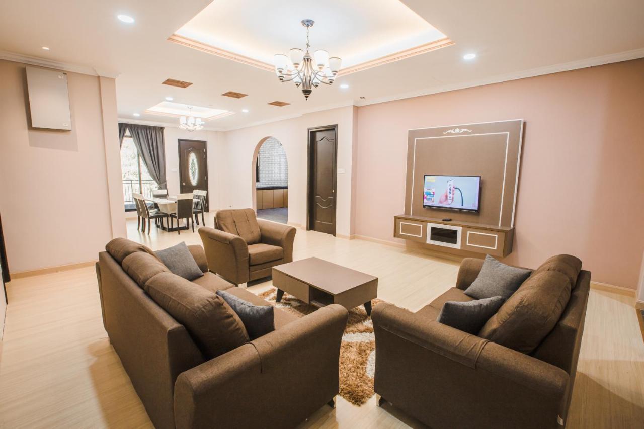 Barrington Villa @ Golden Hill 金马仑高原 外观 照片