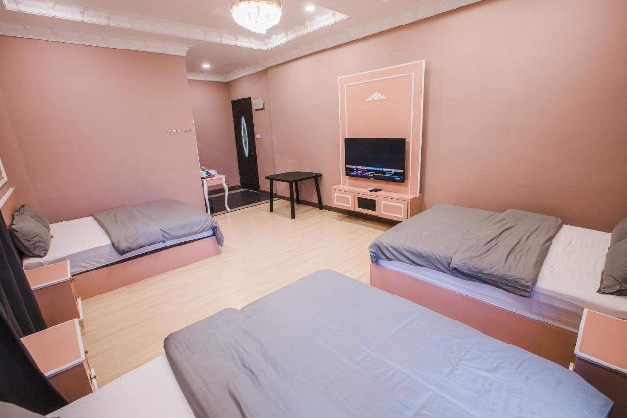 Barrington Villa @ Golden Hill 金马仑高原 外观 照片